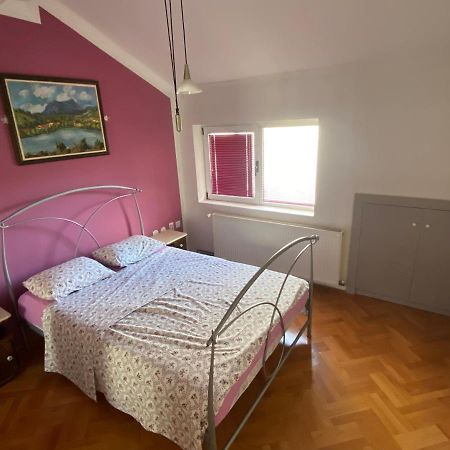 Gala Posh Apartment โซโคบานยา ภายนอก รูปภาพ